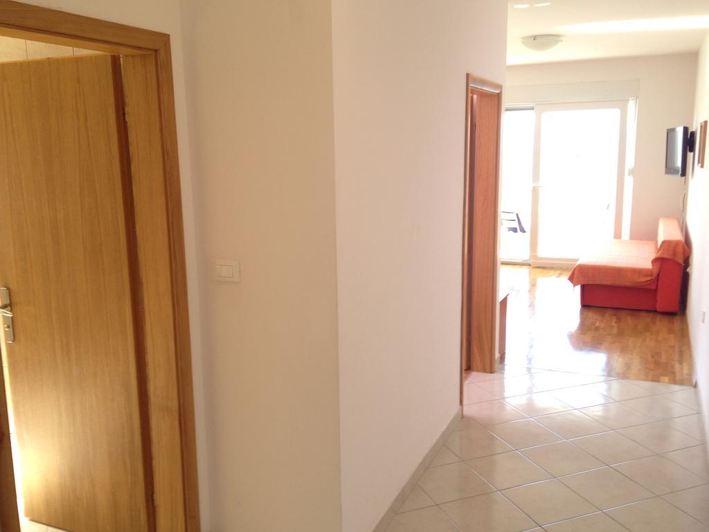 Gala Apartments Омиш Номер фото