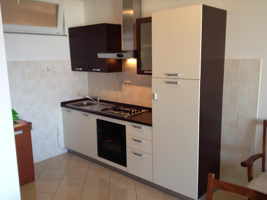 Gala Apartments Омиш Номер фото