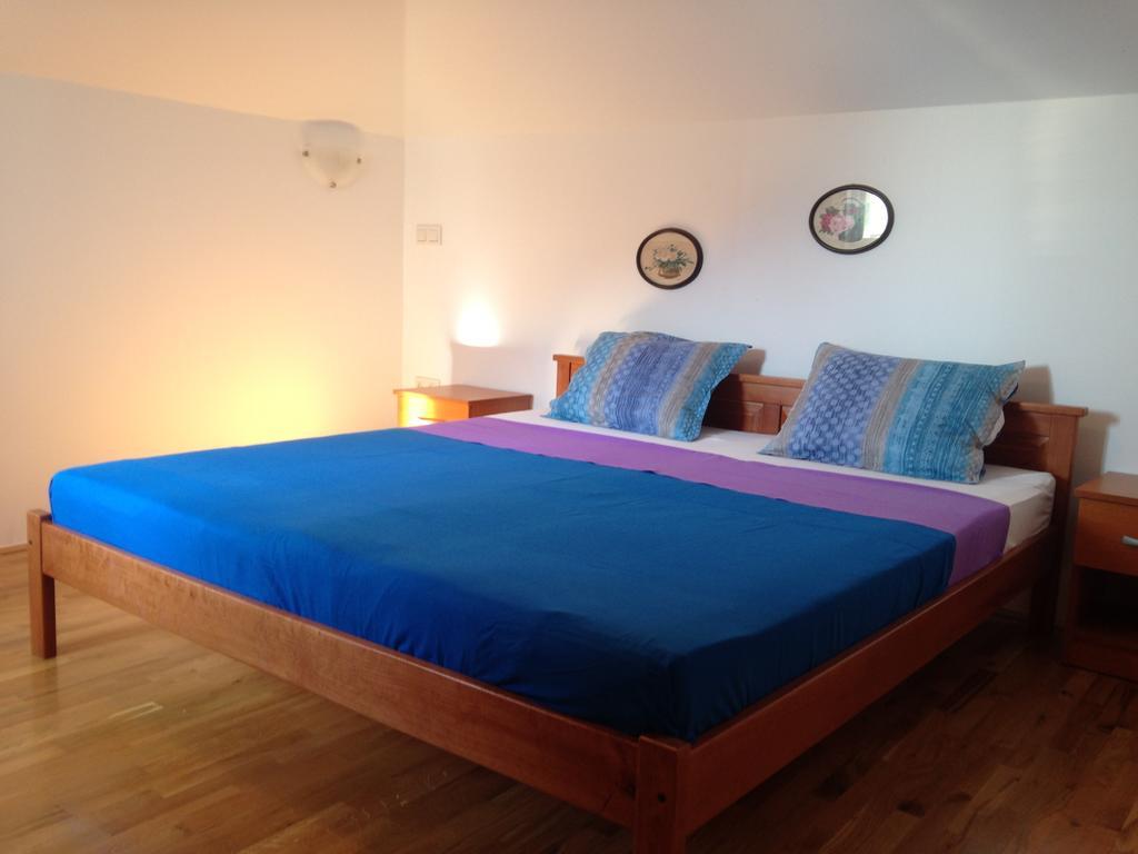 Gala Apartments Омиш Экстерьер фото