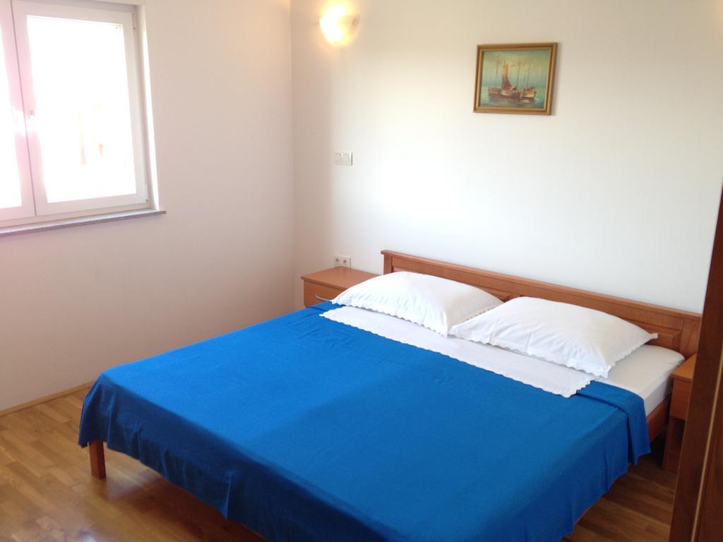 Gala Apartments Омиш Экстерьер фото