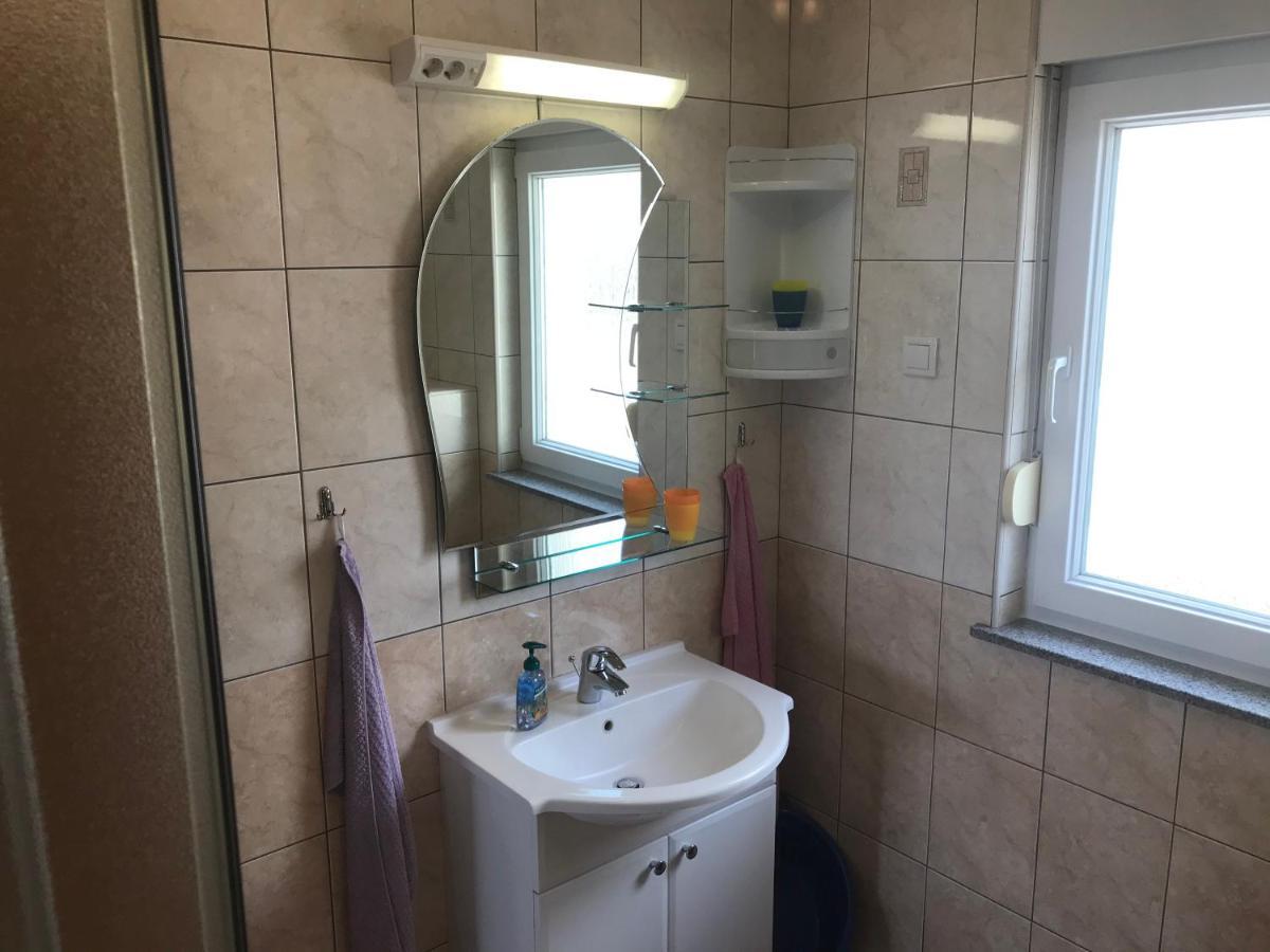 Gala Apartments Омиш Экстерьер фото