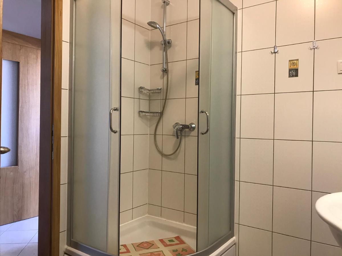 Gala Apartments Омиш Экстерьер фото