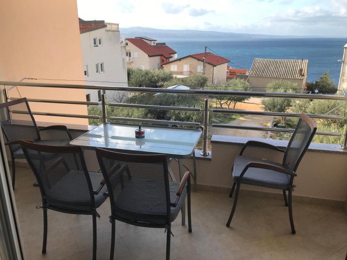 Gala Apartments Омиш Экстерьер фото