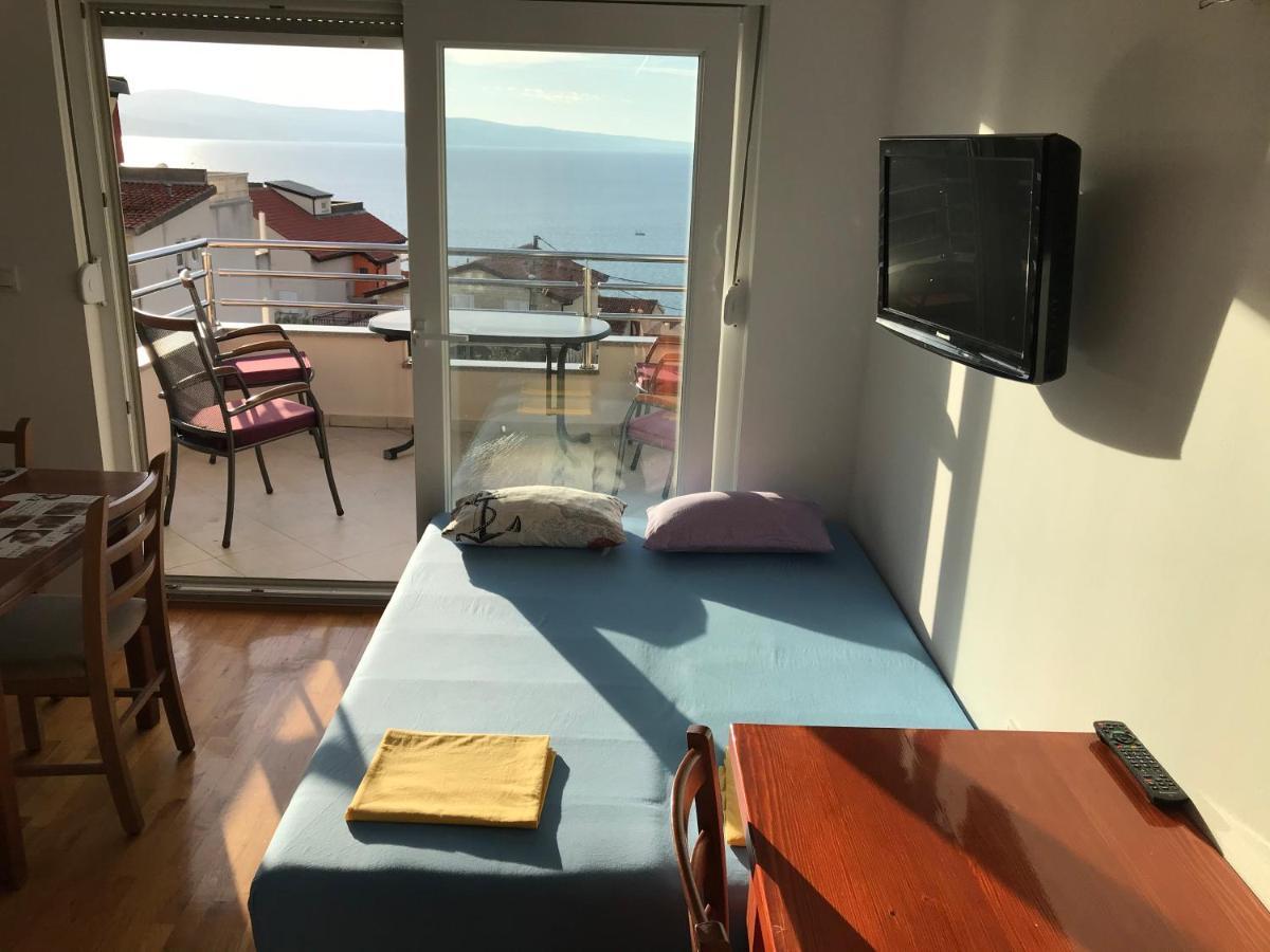Gala Apartments Омиш Экстерьер фото